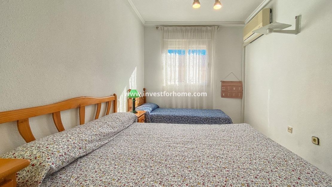 Reventa - Apartamento - Torrevieja - El Acequión - Los Náufragos