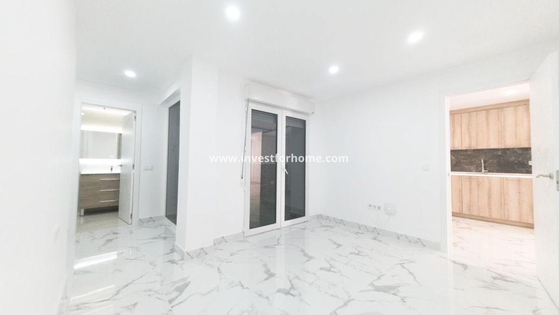 Reventa - Apartamento - Torrevieja - El Acequión - Los Náufragos