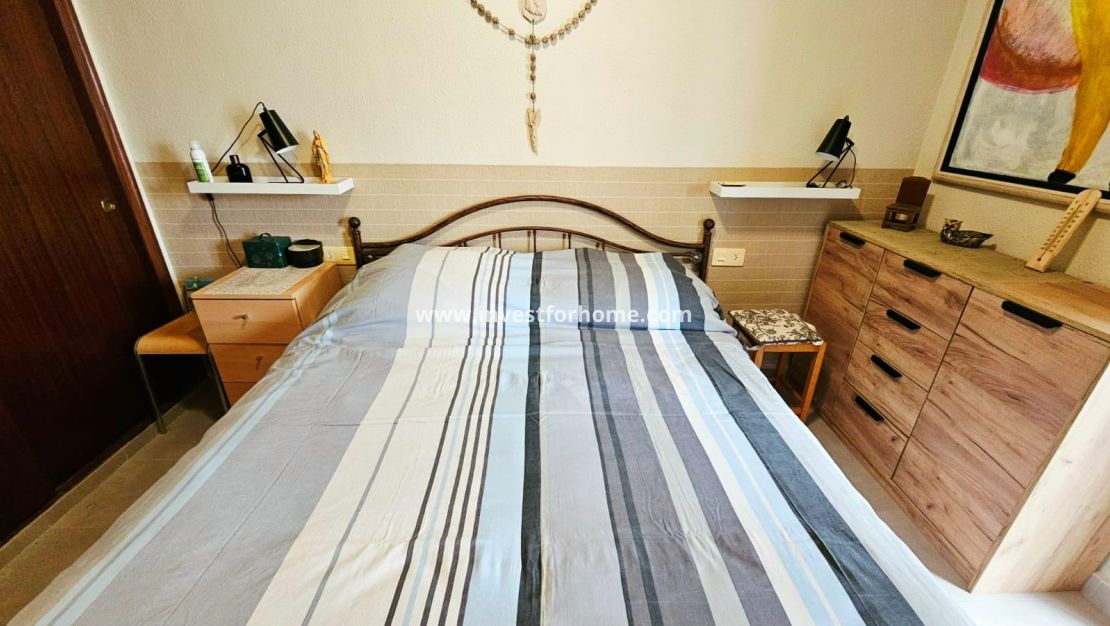 Reventa - Apartamento - Torrevieja - El Acequión - Los Náufragos