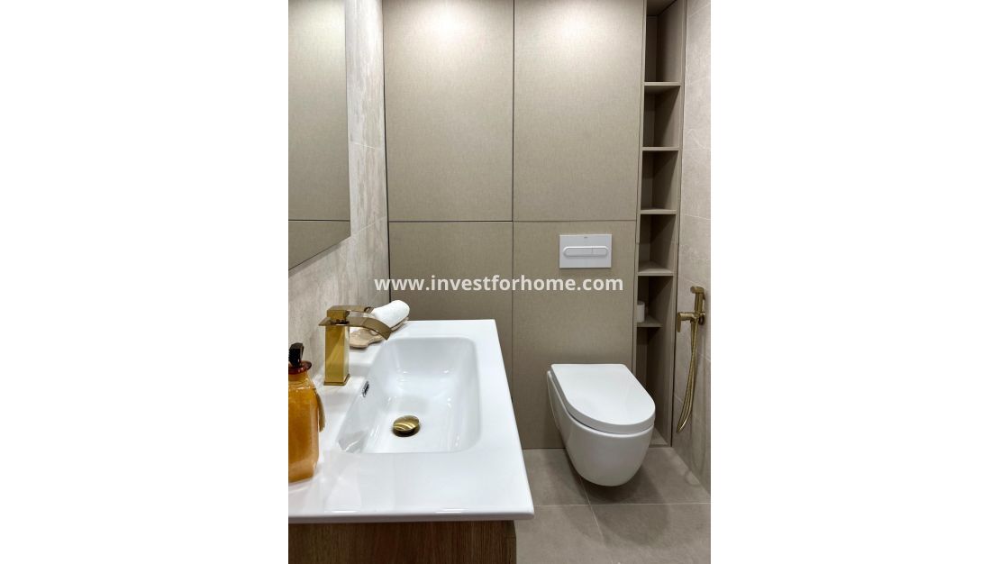 Reventa - Apartamento - Torrevieja - El Acequión - Los Náufragos