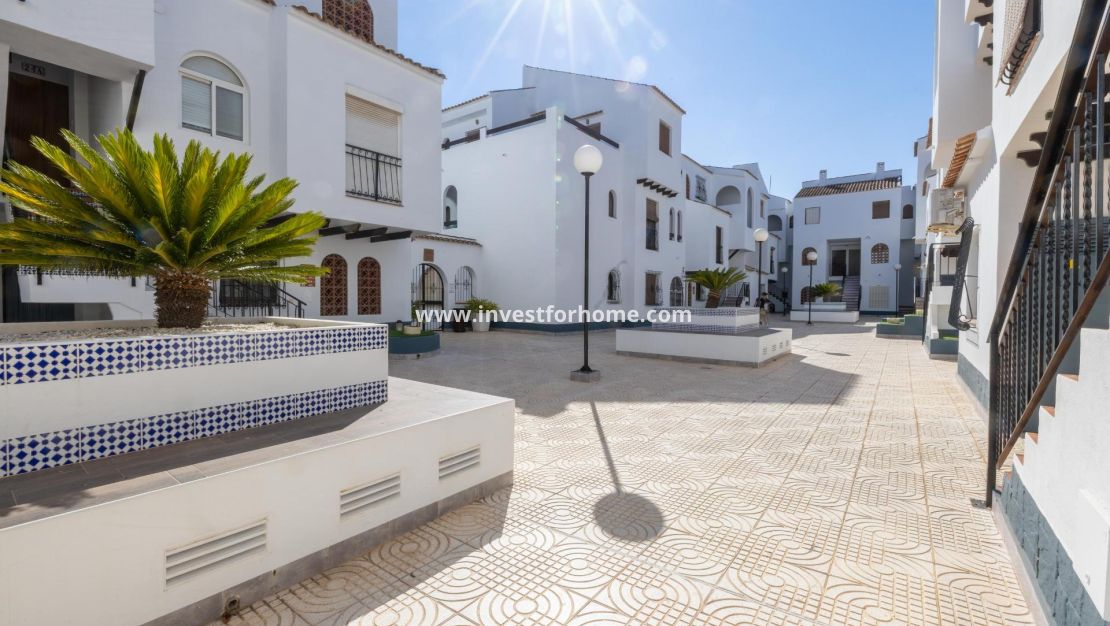 Reventa - Apartamento - Torrevieja - El Acequión - Los Náufragos