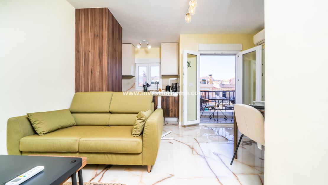 Reventa - Apartamento - Torrevieja - El Chaparral