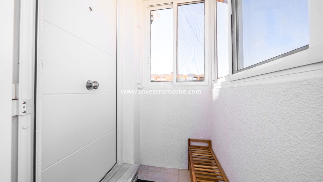 Reventa - Apartamento - Torrevieja - El Chaparral
