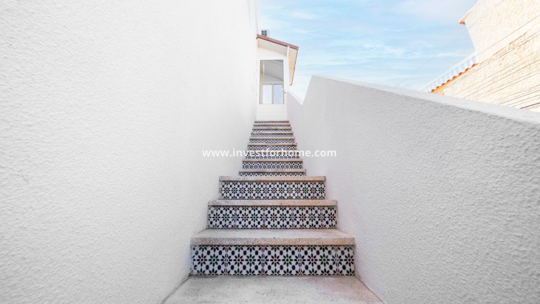 Reventa - Apartamento - Torrevieja - El Chaparral