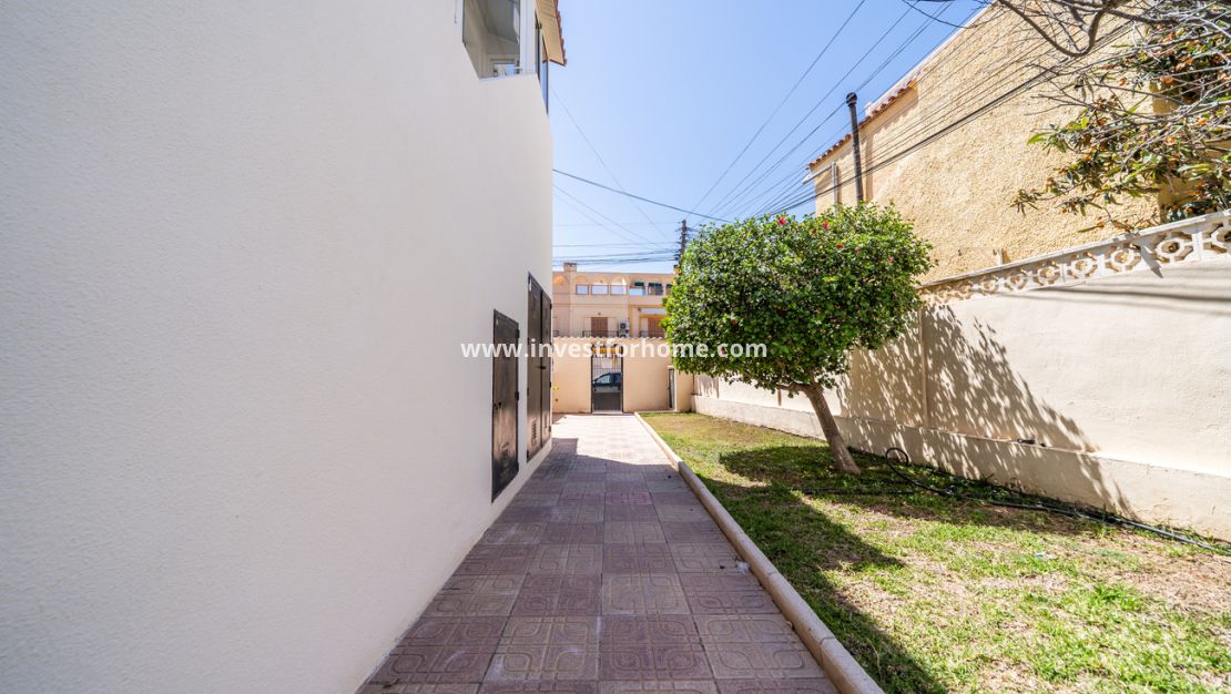 Reventa - Apartamento - Torrevieja - El Chaparral