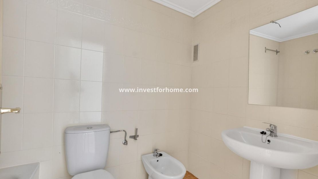 Reventa - Apartamento - Torrevieja - El Limonar