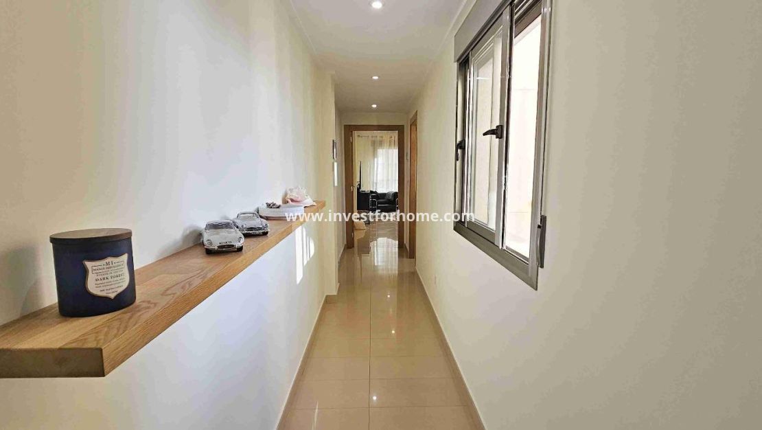 Reventa - Apartamento - Torrevieja - Estacion De Autobuses