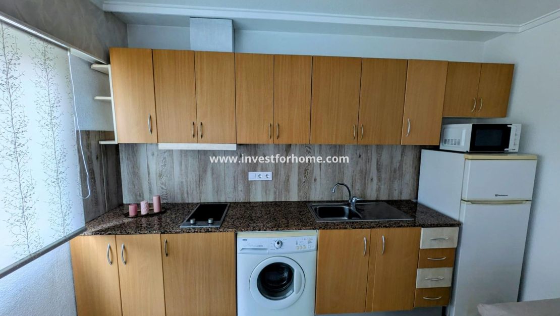 Reventa - Apartamento - Torrevieja - Estacion De Autobuses