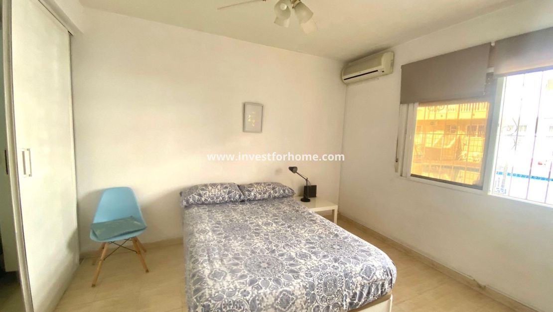 Reventa - Apartamento - Torrevieja - Estacion De Autobuses