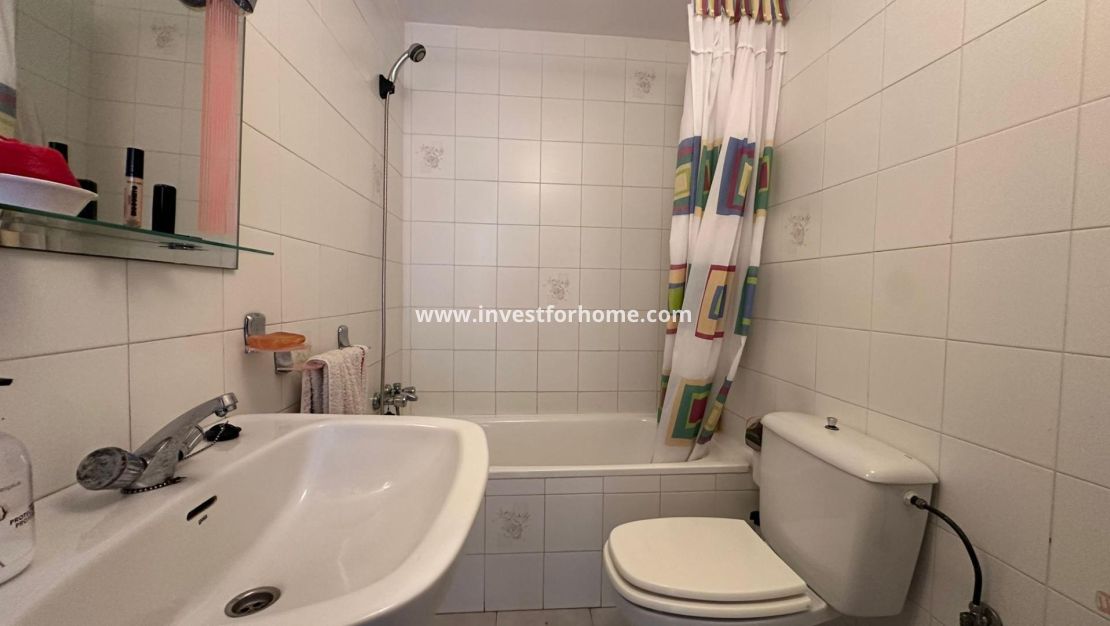 Reventa - Apartamento - Torrevieja - Estacion De Autobuses