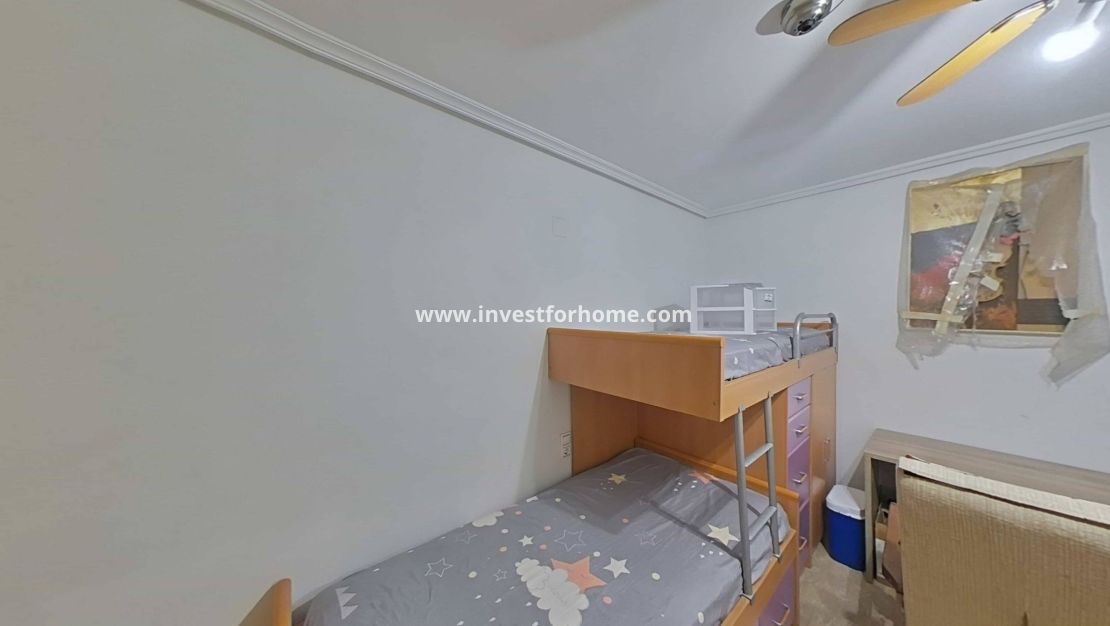 Reventa - Apartamento - Torrevieja - Estacion De Autobuses