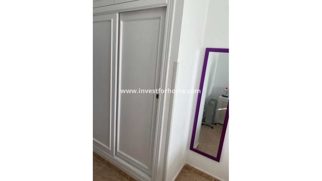 Reventa - Apartamento - Torrevieja - Estacion De Autobuses