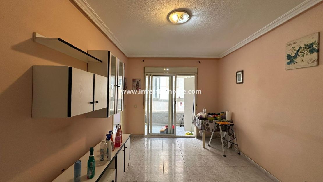 Reventa - Apartamento - Torrevieja - Estacion De Autobuses
