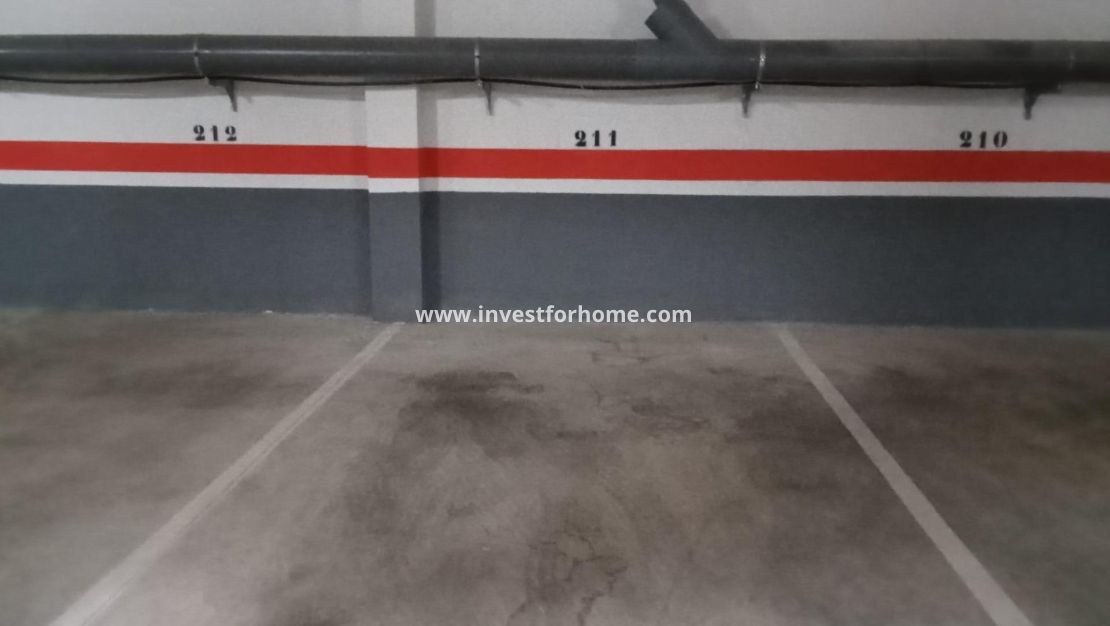 Reventa - Apartamento - Torrevieja - Estacion De Autobuses