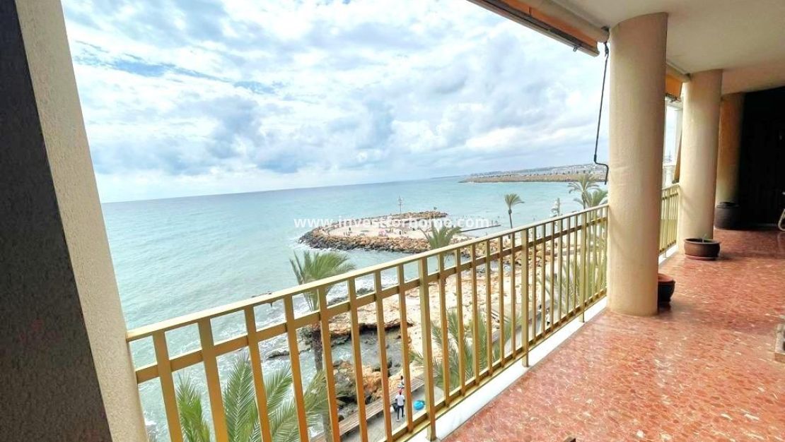 Reventa - Apartamento - Torrevieja - Estacion De Autobuses