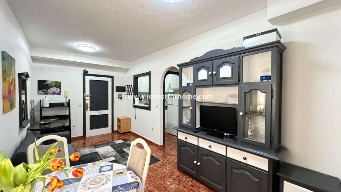 Reventa - Apartamento - Torrevieja - Estacion De Autobuses