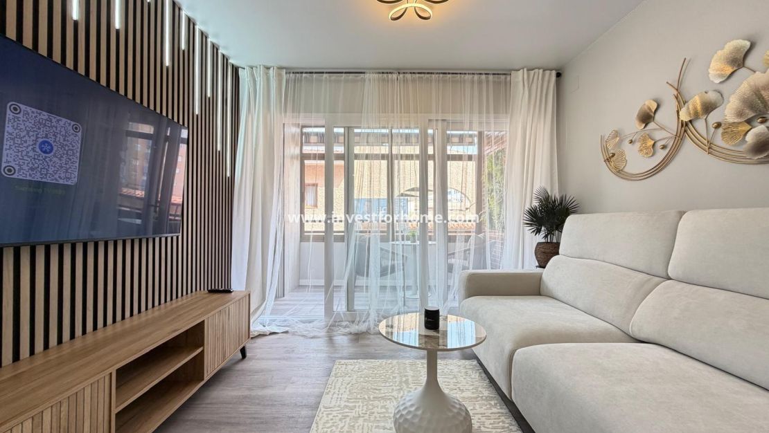 Reventa - Apartamento - Torrevieja - Estacion De Autobuses