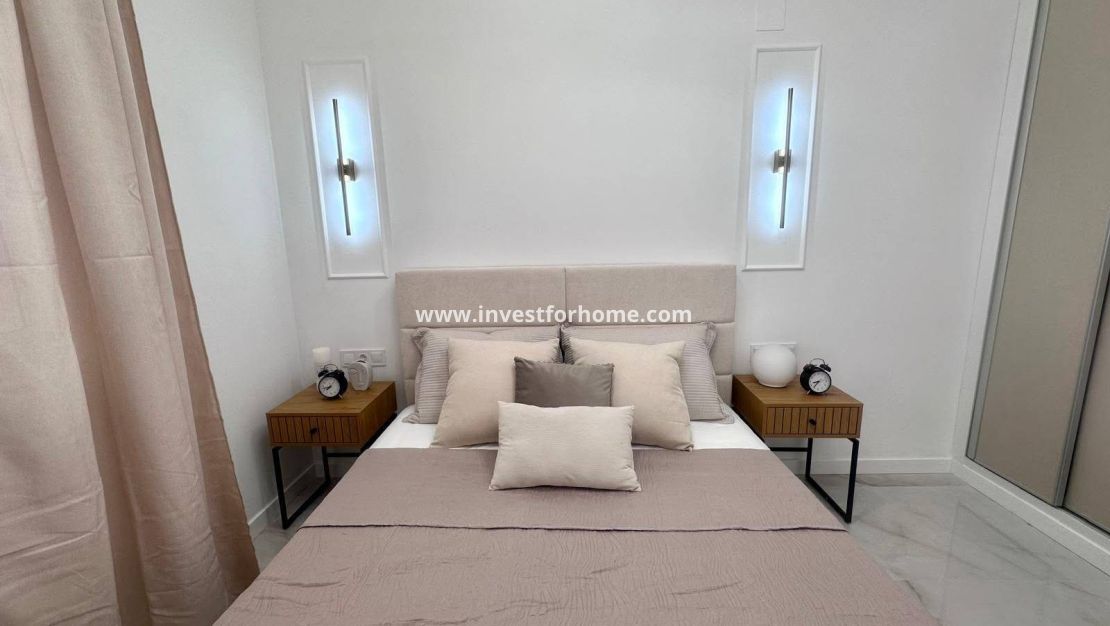 Reventa - Apartamento - Torrevieja - Estacion De Autobuses