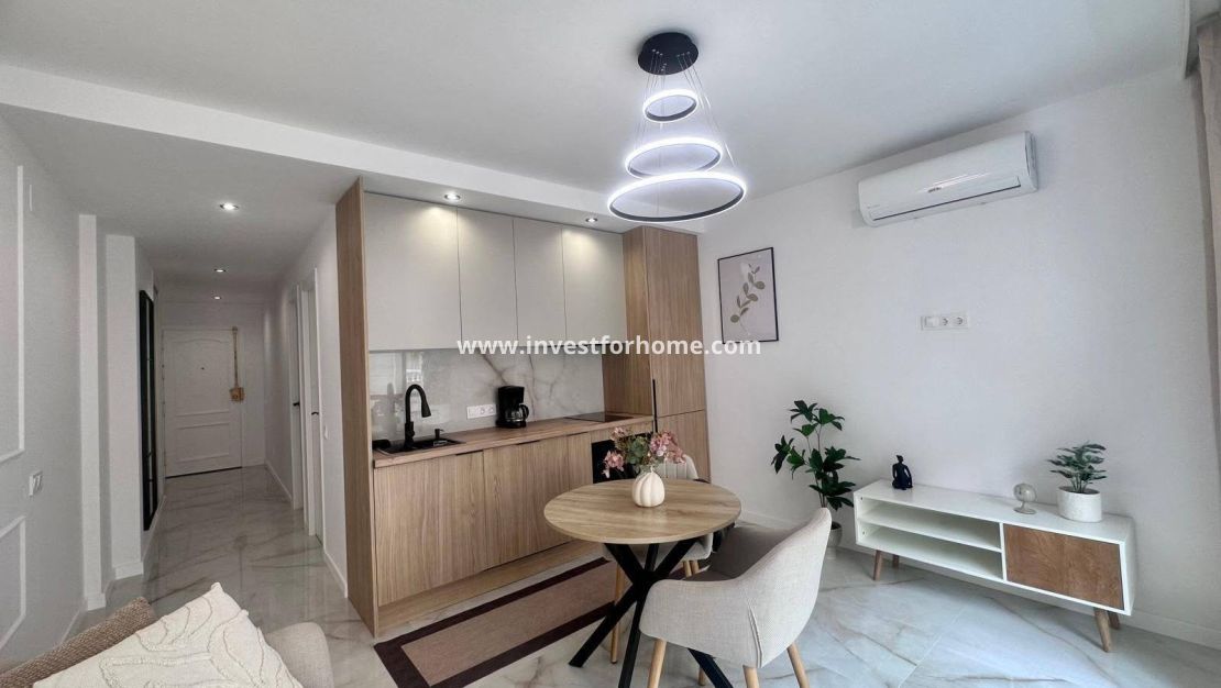 Reventa - Apartamento - Torrevieja - Estacion De Autobuses