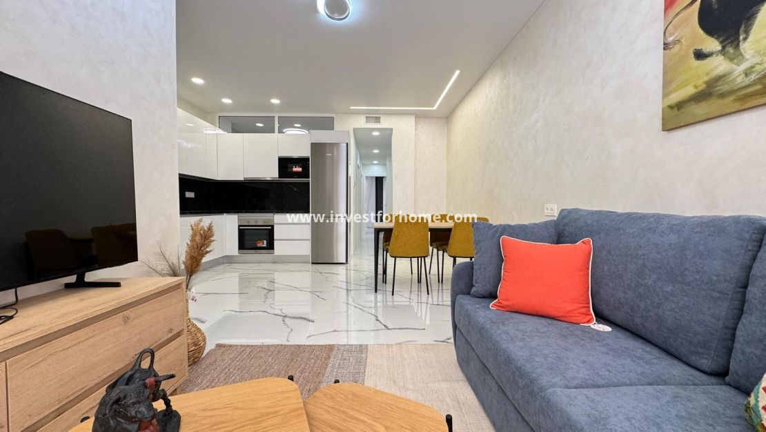 Reventa - Apartamento - Torrevieja - Estacion De Autobuses
