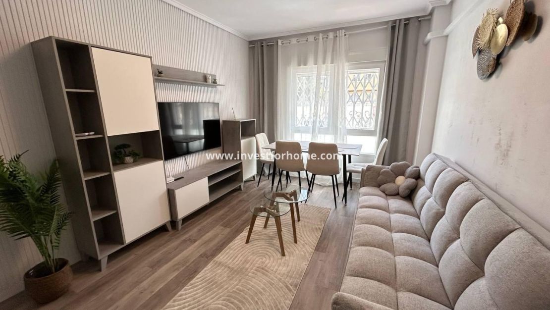 Reventa - Apartamento - Torrevieja - Estacion De Autobuses