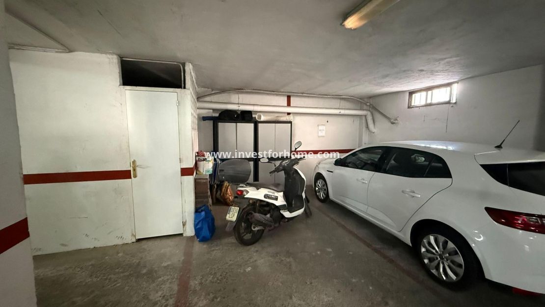 Reventa - Apartamento - Torrevieja - Estacion De Autobuses