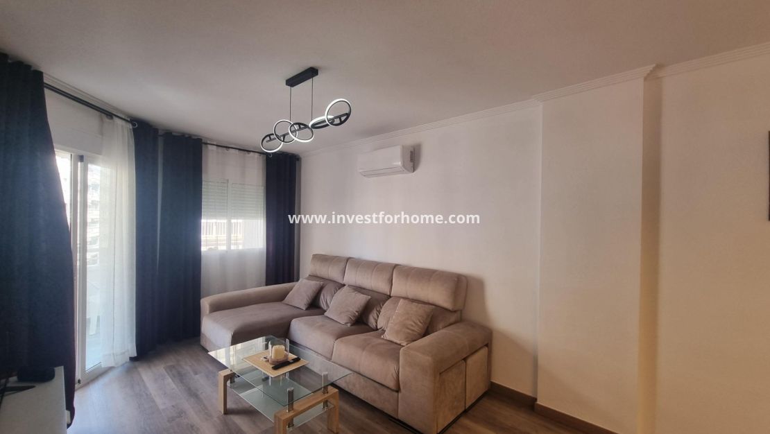 Reventa - Apartamento - Torrevieja - Estacion De Autobuses