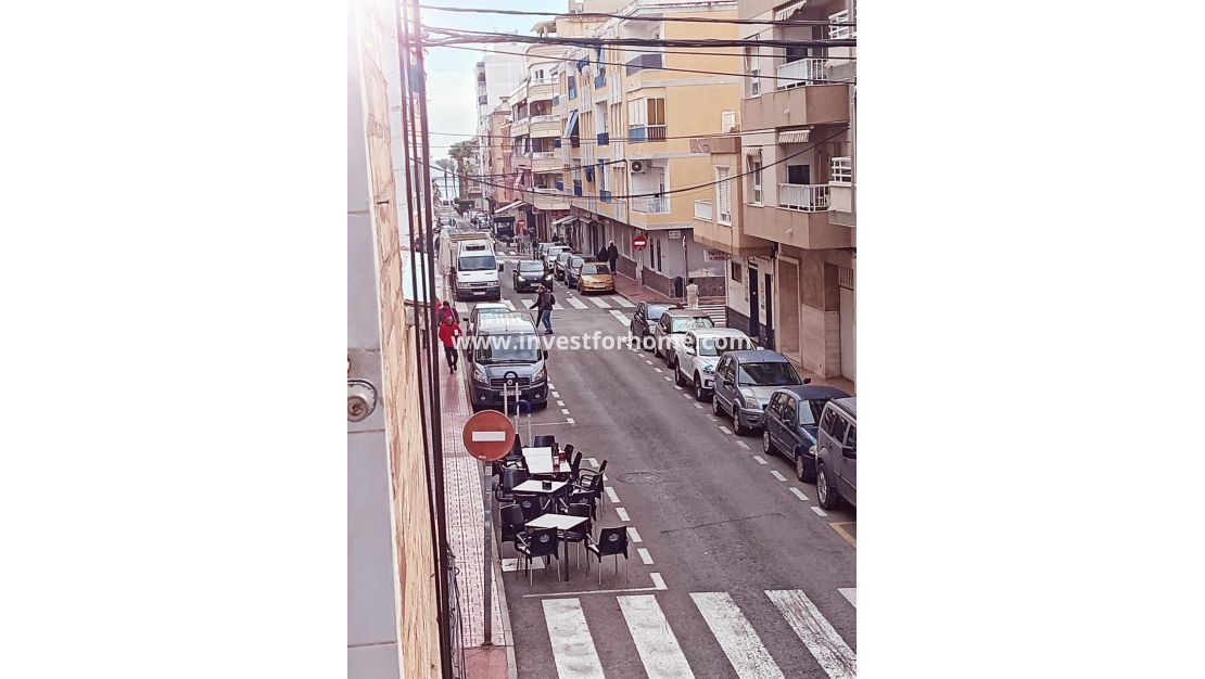 Reventa - Apartamento - Torrevieja - Estacion De Autobuses