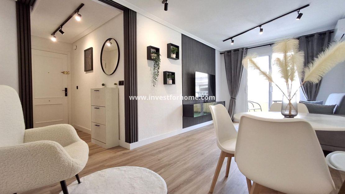 Reventa - Apartamento - Torrevieja - Estacion De Autobuses