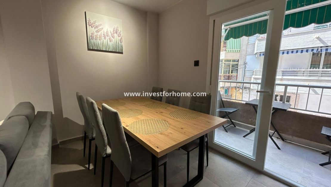 Reventa - Apartamento - Torrevieja - Estacion De Autobuses