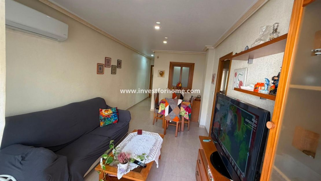 Reventa - Apartamento - Torrevieja - Estacion De Autobuses