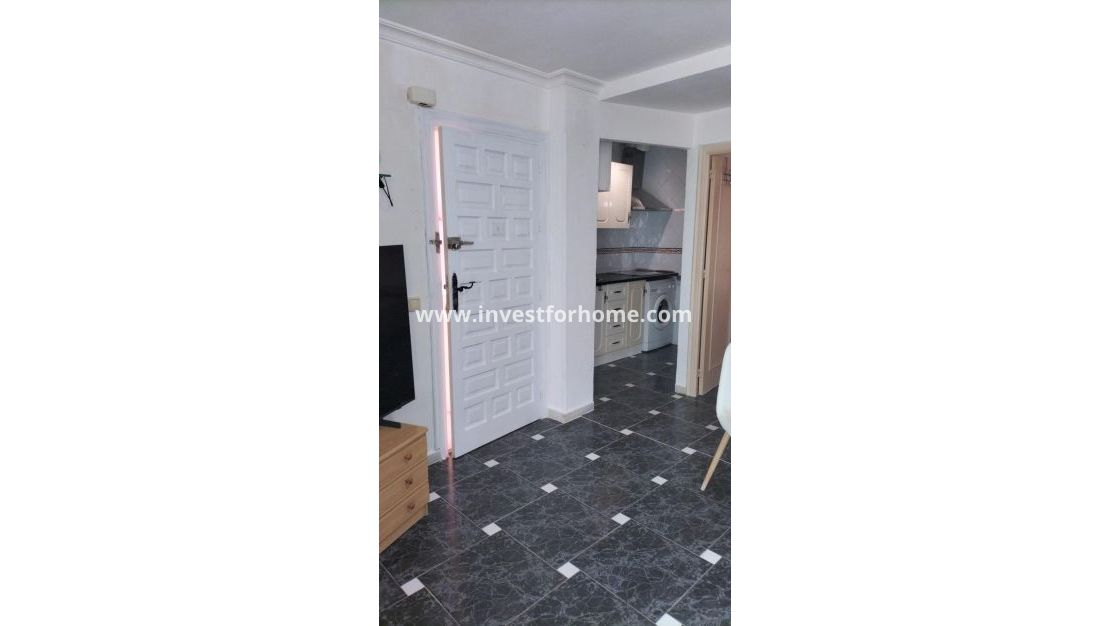 Reventa - Apartamento - Torrevieja - Gaspar Perrelló