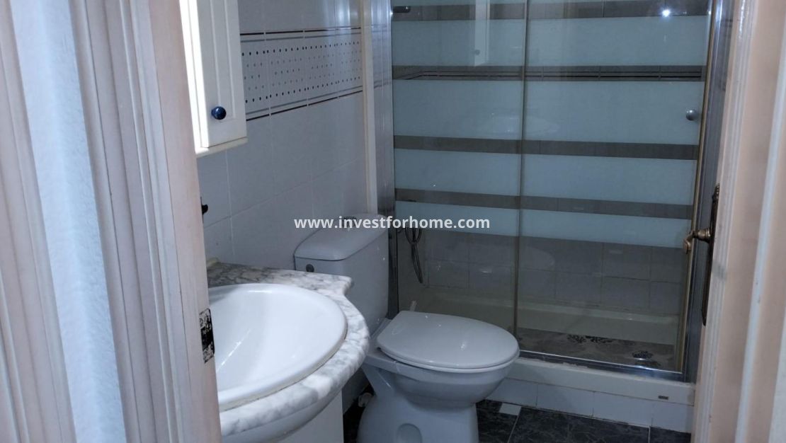 Reventa - Apartamento - Torrevieja - Gaspar Perrelló