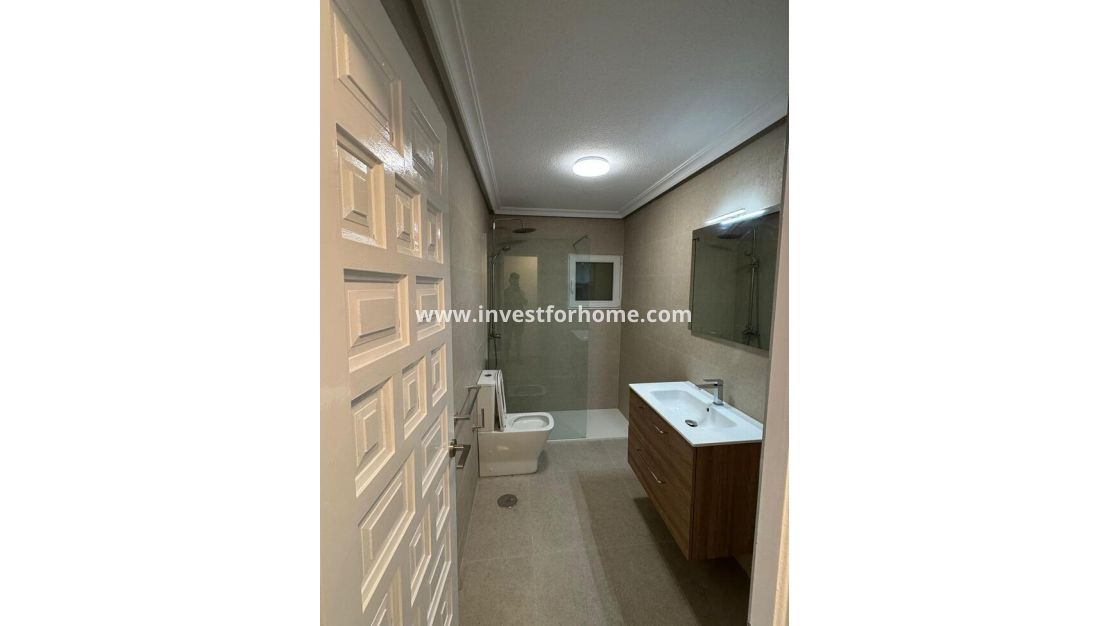 Reventa - Apartamento - Torrevieja - La Mata