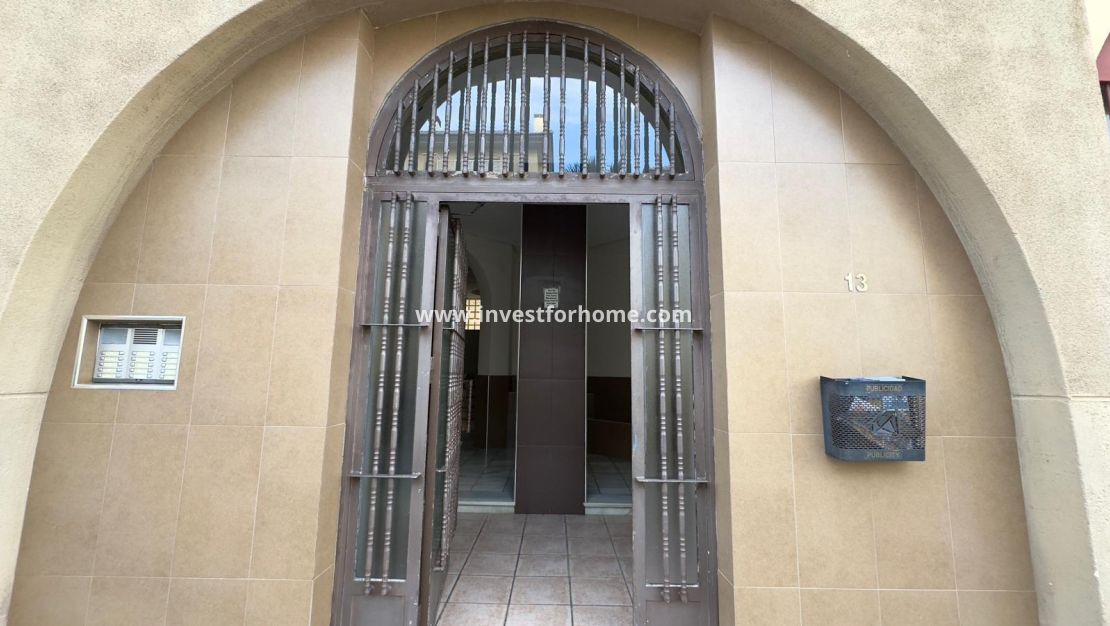 Reventa - Apartamento - Torrevieja - La Veleta