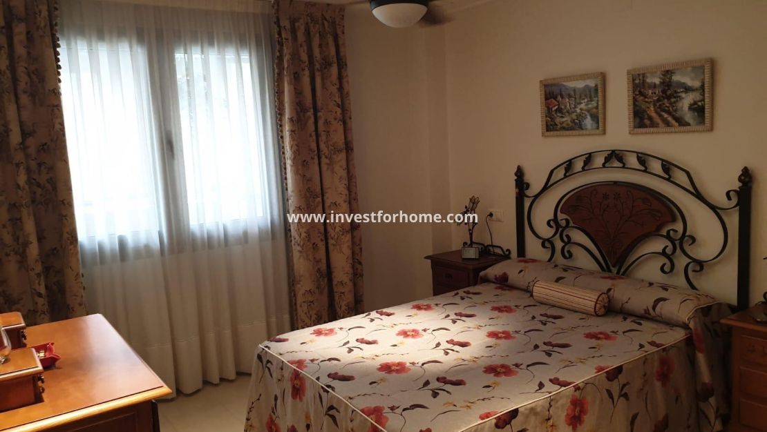 Reventa - Apartamento - Torrevieja - Las Piscinas Naturales