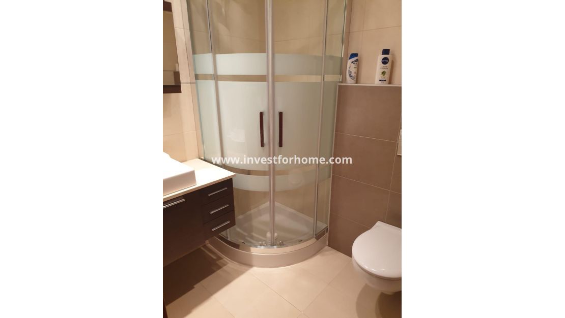 Reventa - Apartamento - Torrevieja - Las Piscinas Naturales