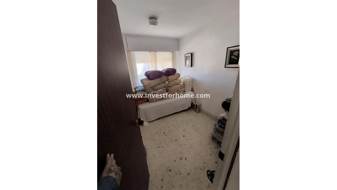 Reventa - Apartamento - Torrevieja - Las Piscinas Naturales