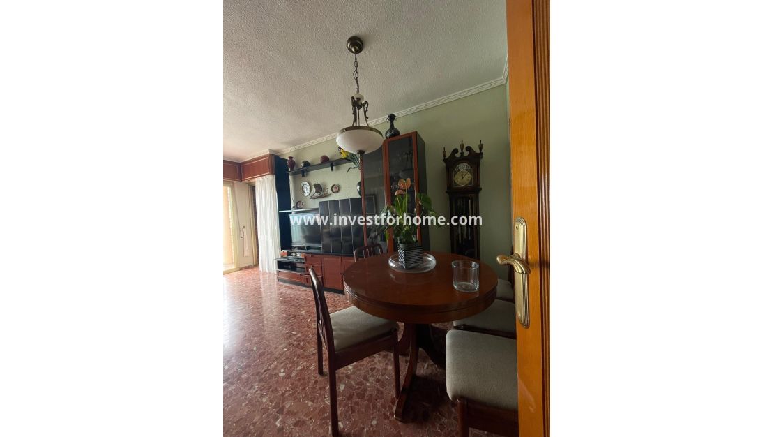 Reventa - Apartamento - Torrevieja - Las Piscinas Naturales