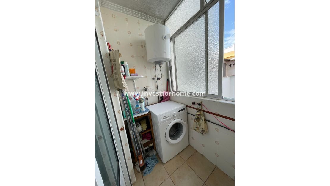 Reventa - Apartamento - Torrevieja - Las Piscinas Naturales