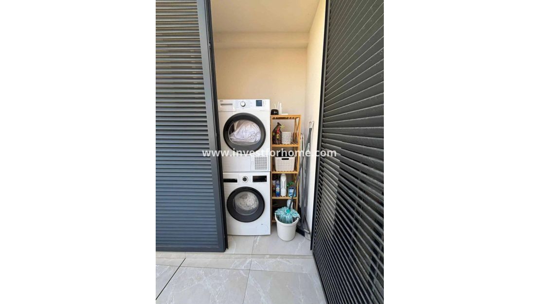 Reventa - Apartamento - Torrevieja - Las Piscinas Naturales