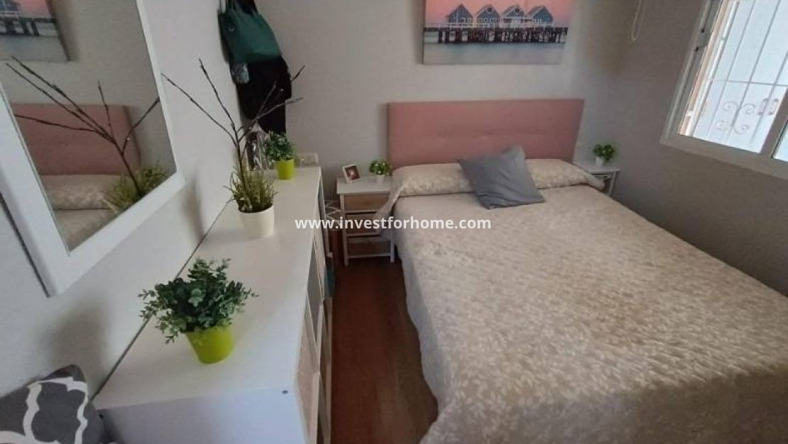 Reventa - Apartamento - Torrevieja - Los Balcones