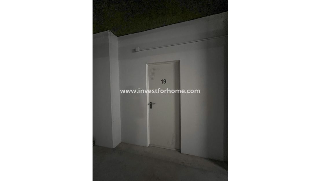 Reventa - Apartamento - Torrevieja - Los Balcones