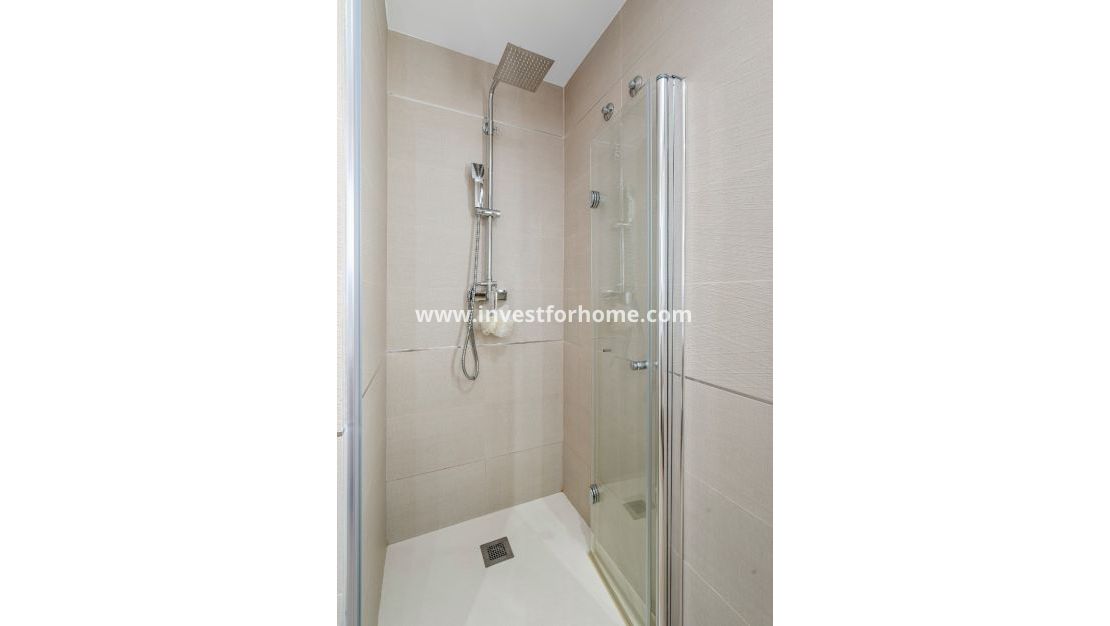Reventa - Apartamento - Torrevieja - Los Balcones