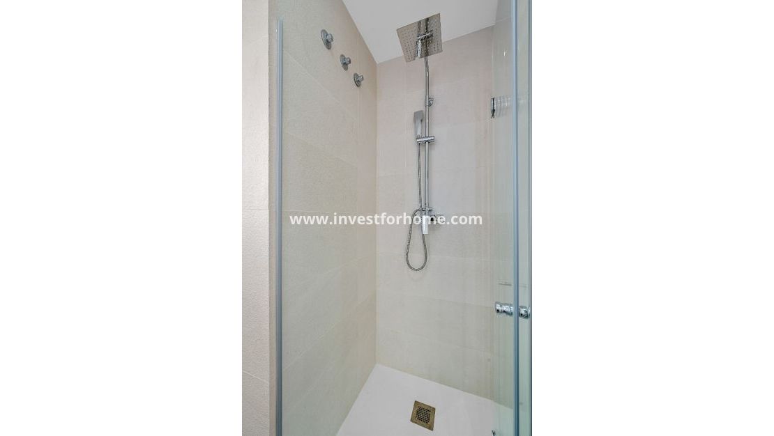 Reventa - Apartamento - Torrevieja - Los Balcones