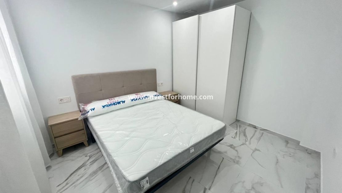 Reventa - Apartamento - Torrevieja - PARQUE DE LAS NACIONES