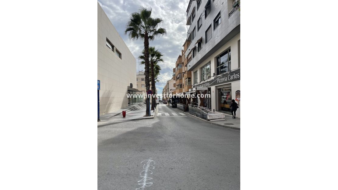 Reventa - Apartamento - Torrevieja - Playa de cura