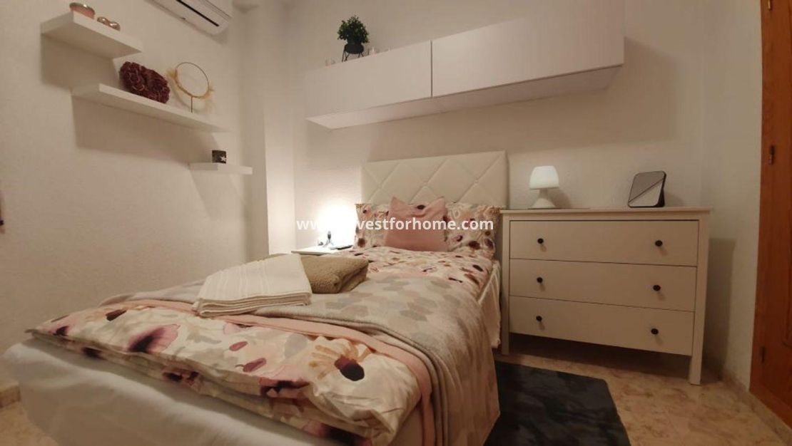 Reventa - Apartamento - Torrevieja - Playa de los Locos