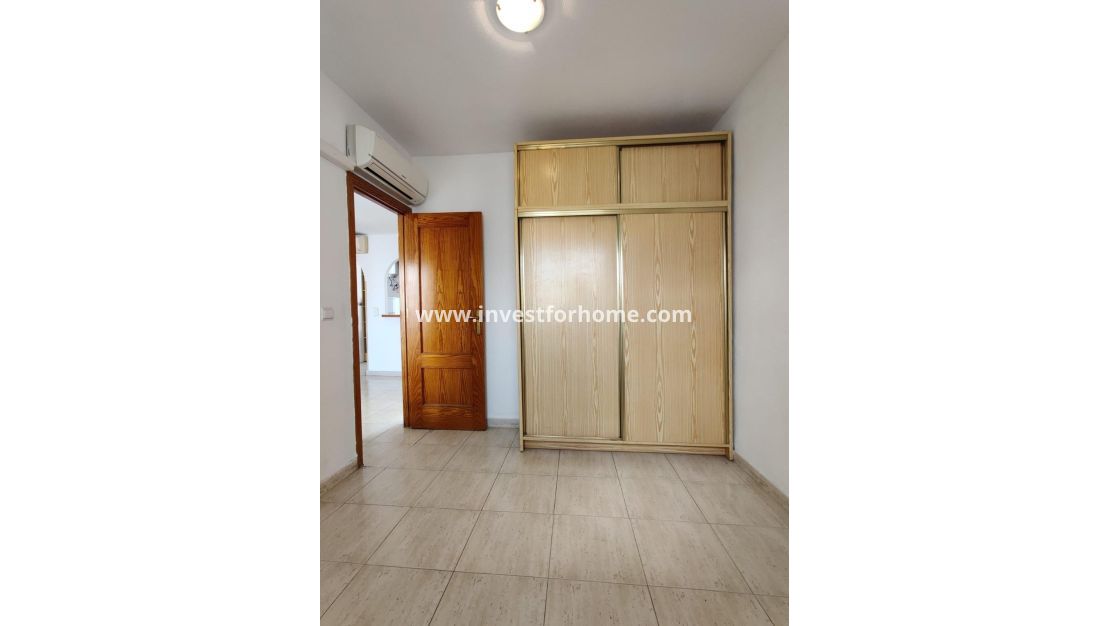 Reventa - Apartamento - Torrevieja - Playa de los Locos