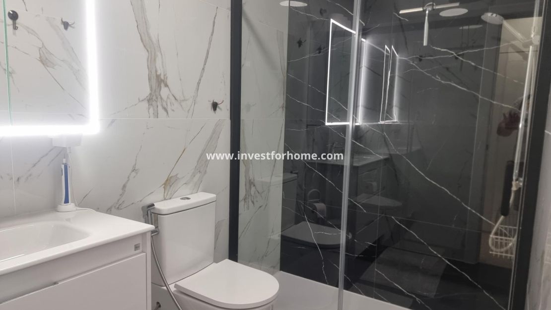 Reventa - Apartamento - Torrevieja - Playa de los Locos